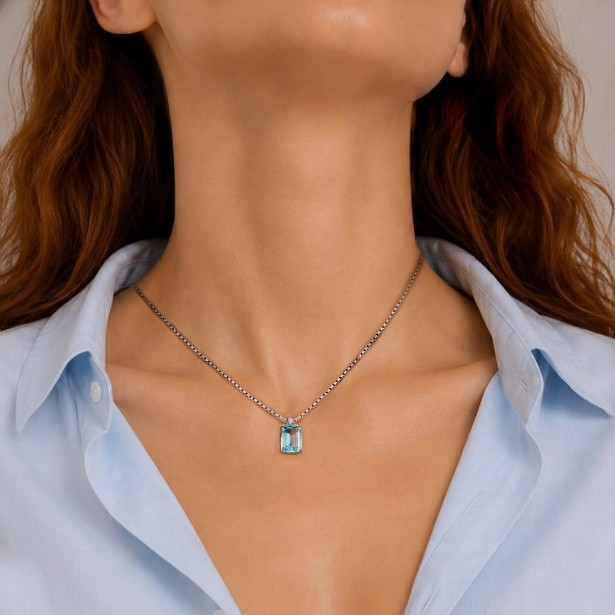 Girocollo in oro bianco 750/°°° diamante e acquamarina