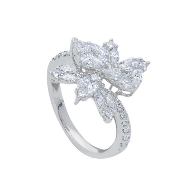 Anello in oro bianco 750/ooo con diamante naturale