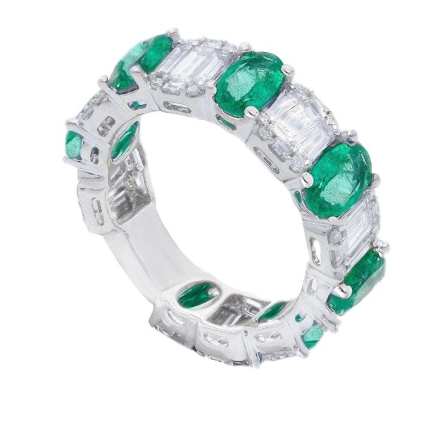 Anello eternity in oro bianco 750/ooo con diamante naturale e smeraldo
