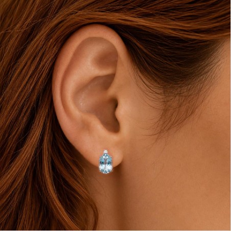 Orecchino lobo in oro bianco 750/°°° diamante e acquamarina