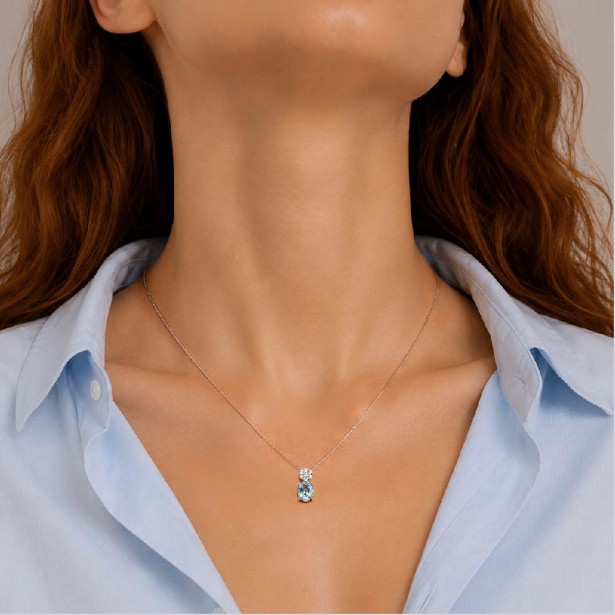 Girocollo in oro bianco 750/°°° diamante e acquamarina