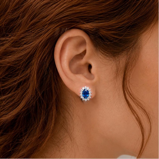 Orecchini lobo in oro bianco 750/°°° diamante e zaffiro