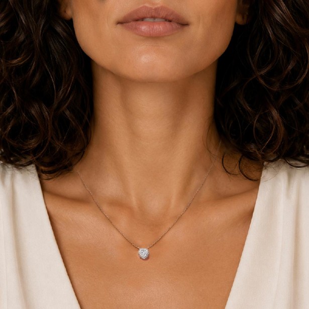 Girocollo in oro bianco 375/°°° con diamante lab-grown con cuore