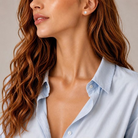 Orecchini lobo in oro bianco 750/°°° e perla