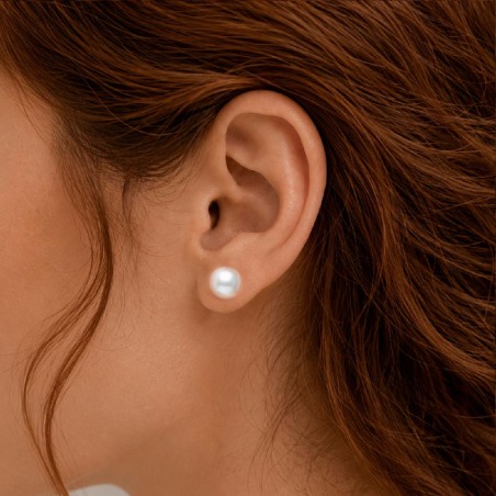 Orecchini lobo in oro bianco 750/°°° e perla