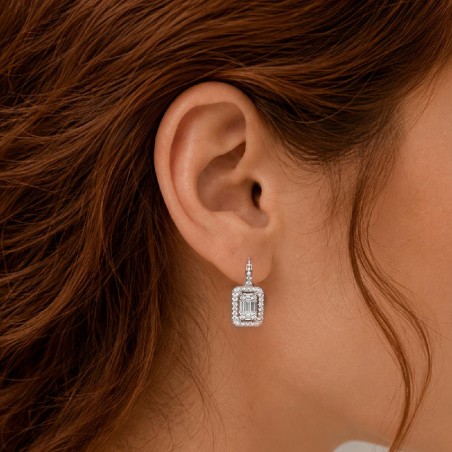 Orecchini monachella in oro bianco 750/ooo con diamante naturale