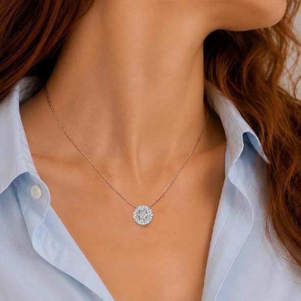 Girocollo in oro bianco 750/ooo con diamante naturale