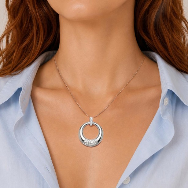 Girocollo in oro bianco 750/ooo con diamante naturale
