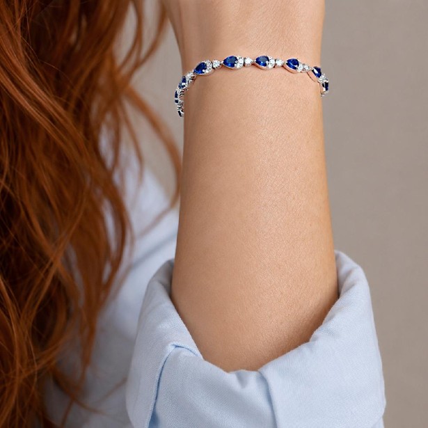 Bracciale in oro bianco 750/ooo con diamante naturale e zaffiro