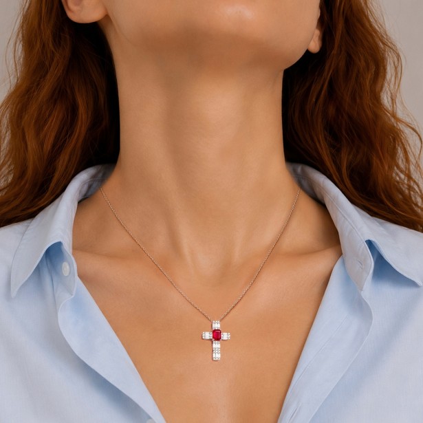 Girocollo con croce in oro bianco 750/ooo con diamanti naturali e rubino