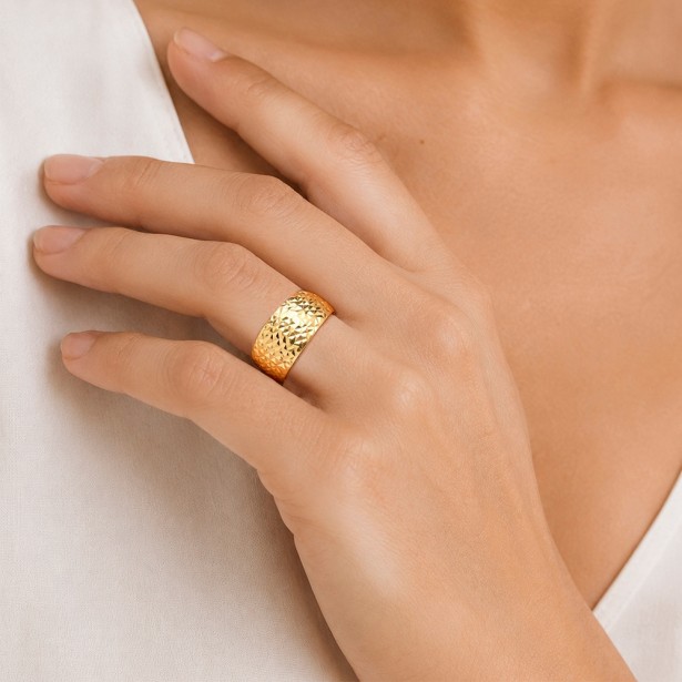 Anello fascia in oro giallo 750/ooo
