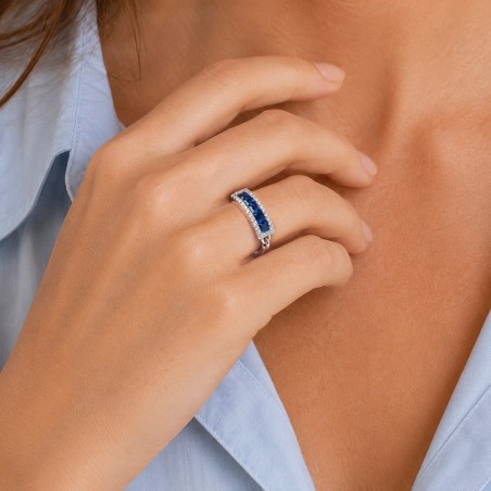 Anello in oro bianco 750/ooo con diamante naturalee zaffiro